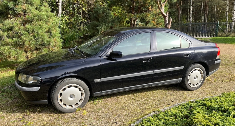 Volvo S60 cena 13000 przebieg: 284000, rok produkcji 2004 z Halinów małe 121